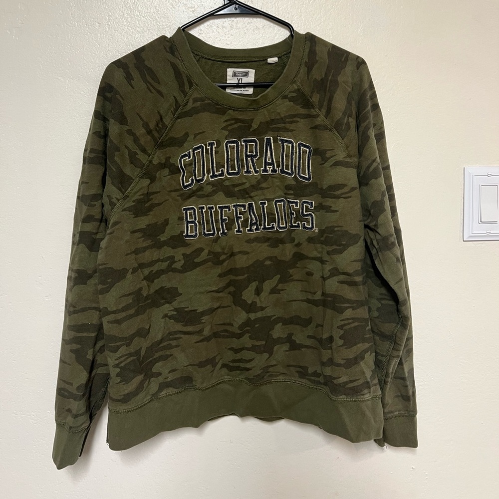 CU Boulder crew neck